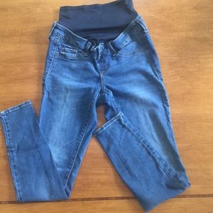 Old Navy Rockstar Stretch Maternity Jeans